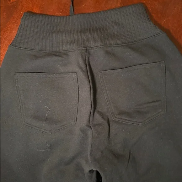 ALO Yoga Black wide leg serenity  Pant - Picture 5 of 8